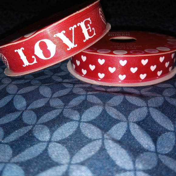 Ribbon - Picture 1 of 7